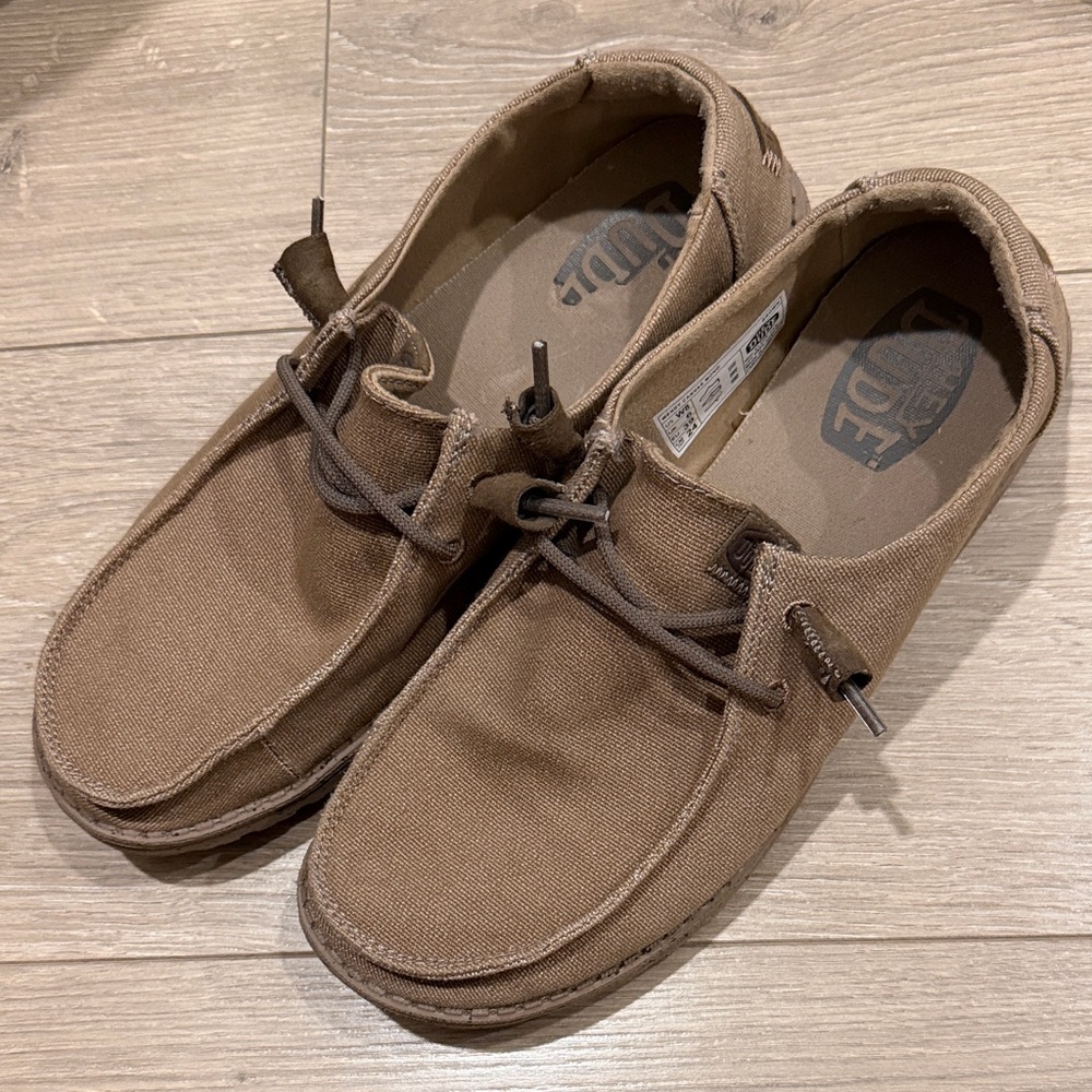 Hey Dude women’s 8